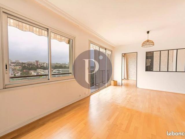 Appartement 4 pièces 82 m²