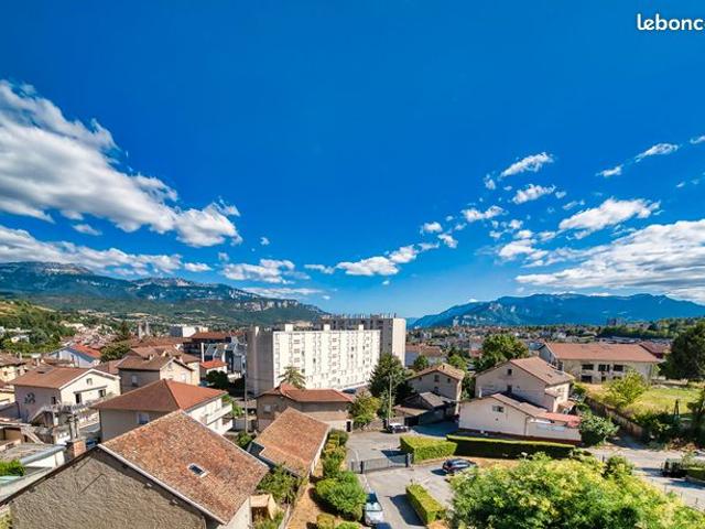 Appartement 4 pièces 82 m²