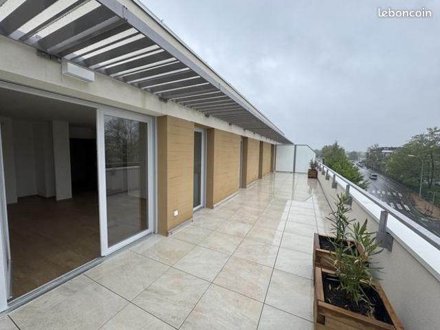 Appartement 4 pièces 82 m²
