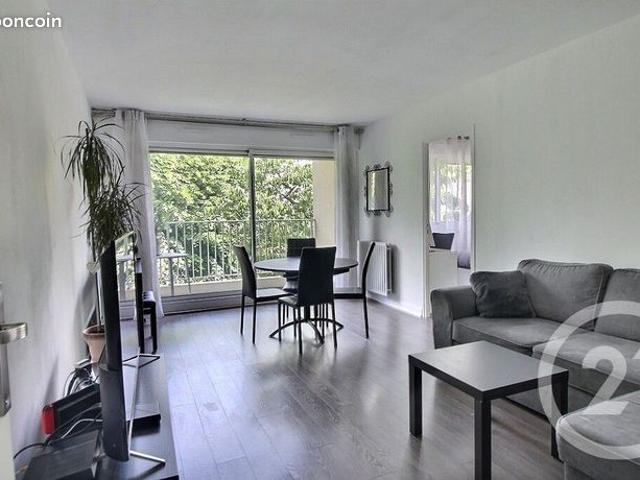 Appartement 4 pièces 82 m²