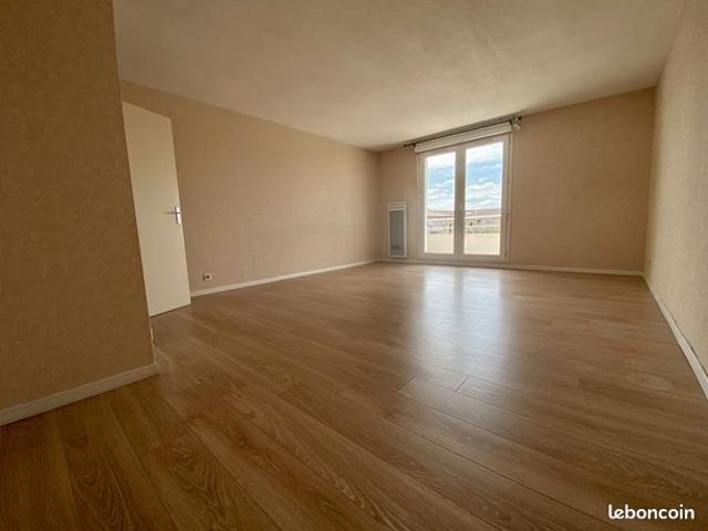 Appartement 4 pièces 82 m²