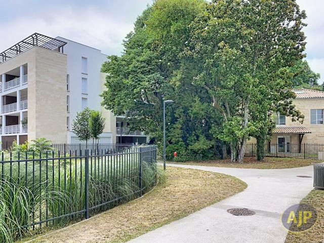 Appartement 4 pièces 82 m²
