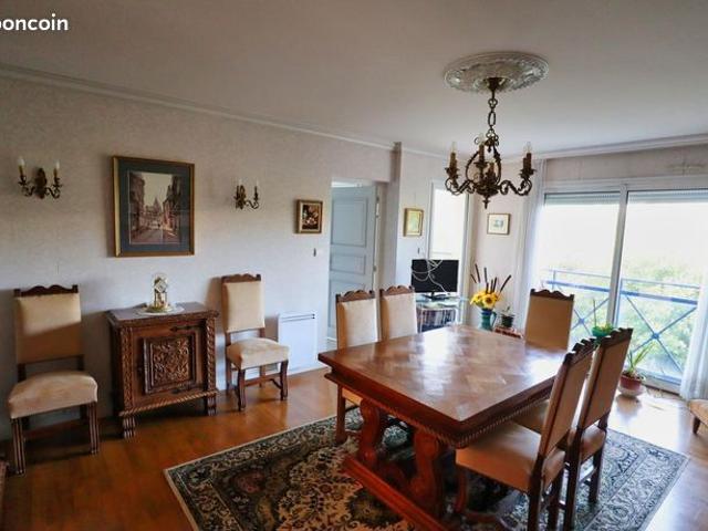 Appartement 4 pièces 82 m²