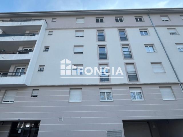 Appartement 4 pièces 82 m²