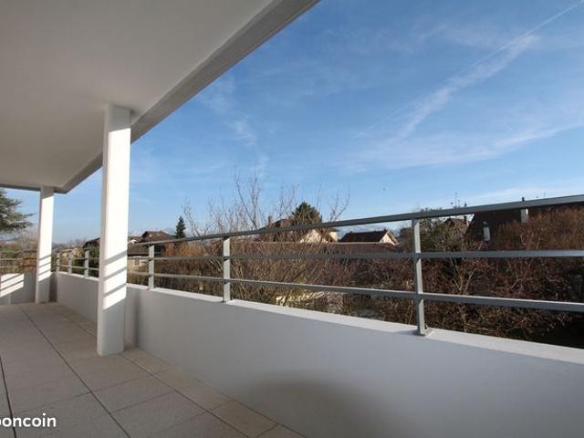 Appartement 4 pièces 82 m²