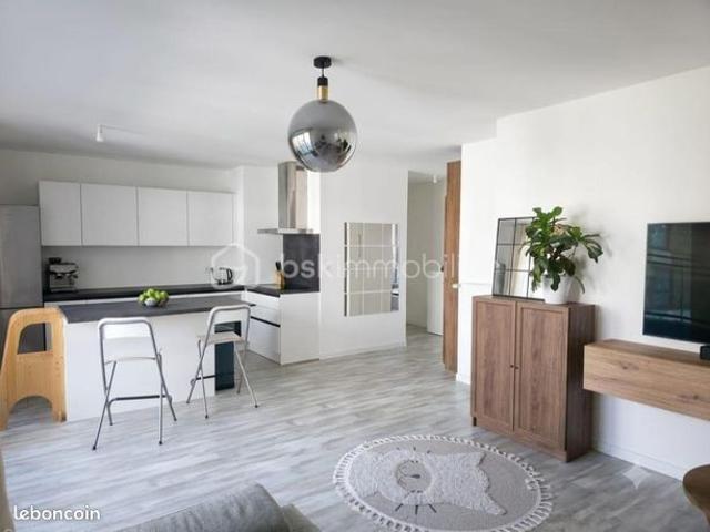 Appartement 4 pièces 82 m²