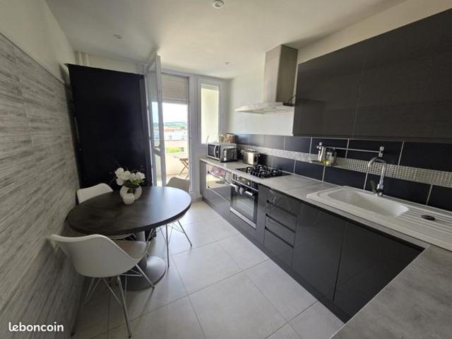 Appartement 4 pièces 82 m²