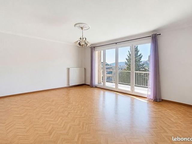 Appartement 4 pièces 82 m²