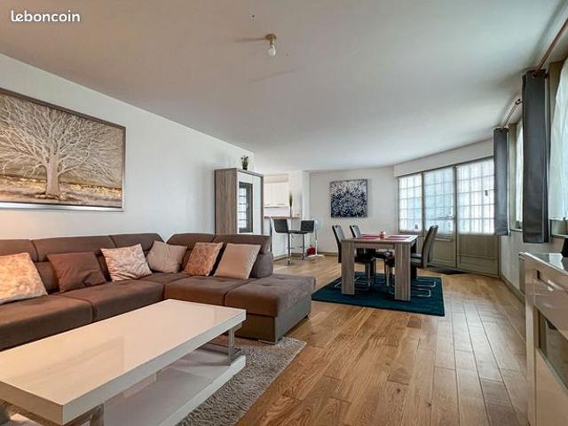 Appartement 4 pièces 82 m²