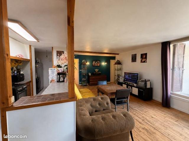 Appartement 4 pièces 82 m²