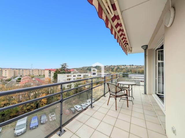 Appartement 4 pièces 82 m²