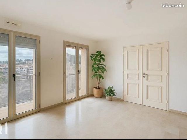 Appartement 4 pièces 82 m²