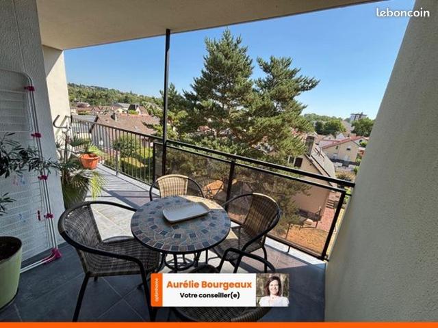 Appartement 4 pièces 82 m²