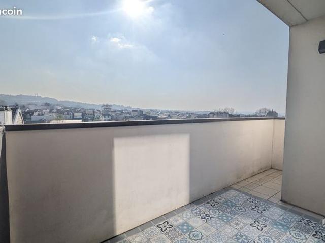 Appartement 4 pièces 82 m²