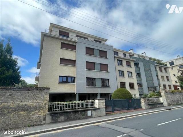 Appartement 4 pièces 82 m²