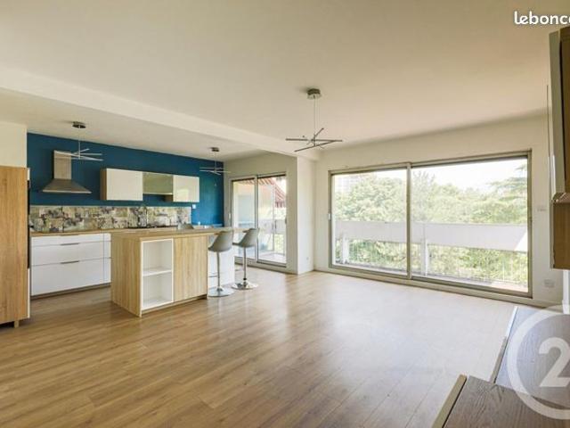 Appartement 4 pièces 82 m²