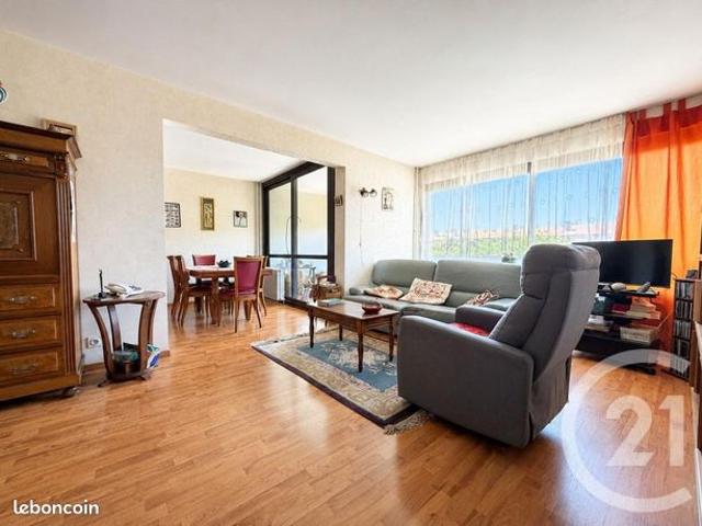 Appartement 4 pièces 82 m²
