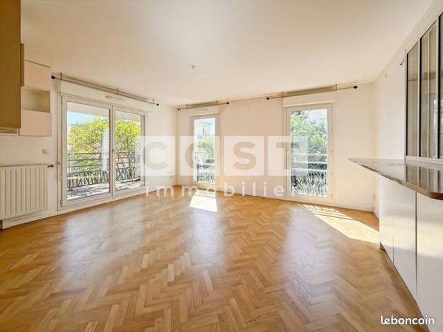Appartement 4 pièces 82 m²