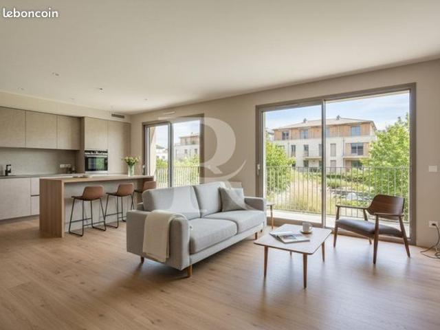Appartement 4 pièces 82 m²