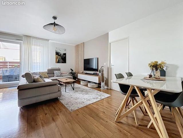Appartement 4 pièces 82 m²