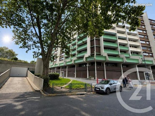 Appartement 4 pièces 82 m²