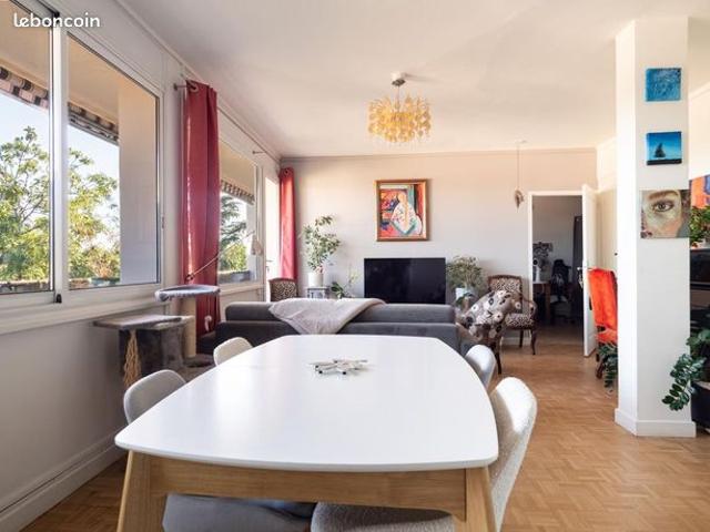 Appartement 4 pièces 82 m²