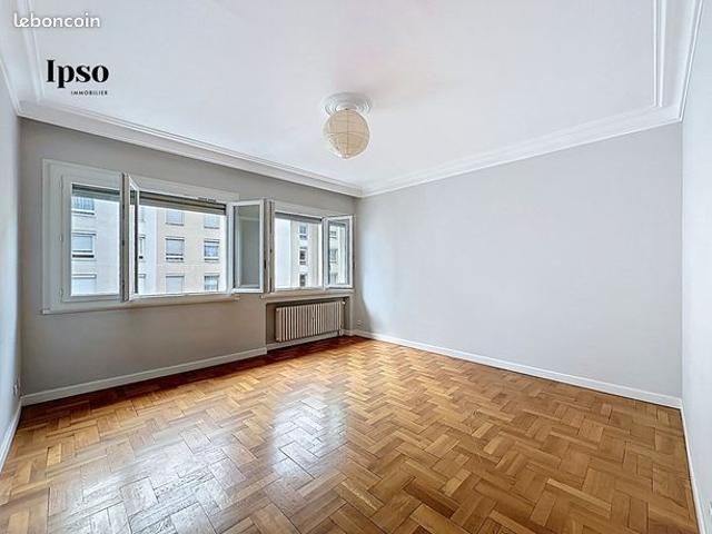 Appartement 4 pièces 82 m²