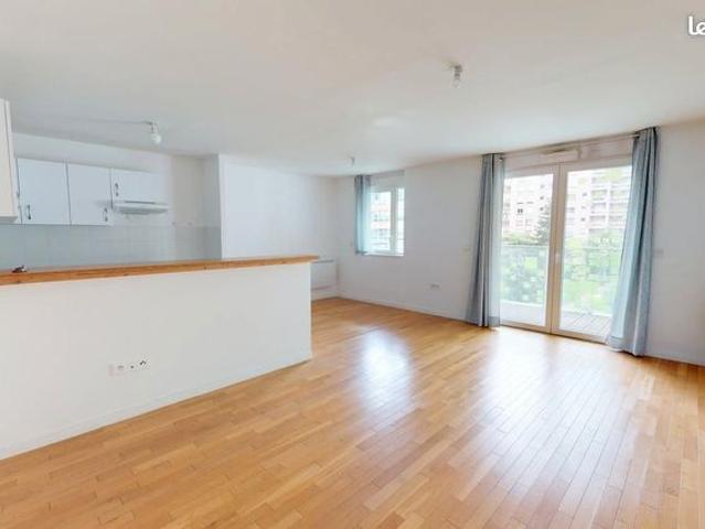 Appartement 4 pièces 82 m²