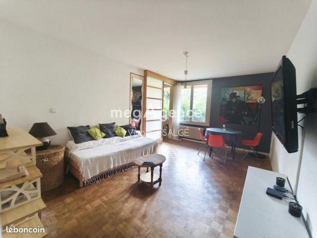 Appartement 4 pièces 82 m²