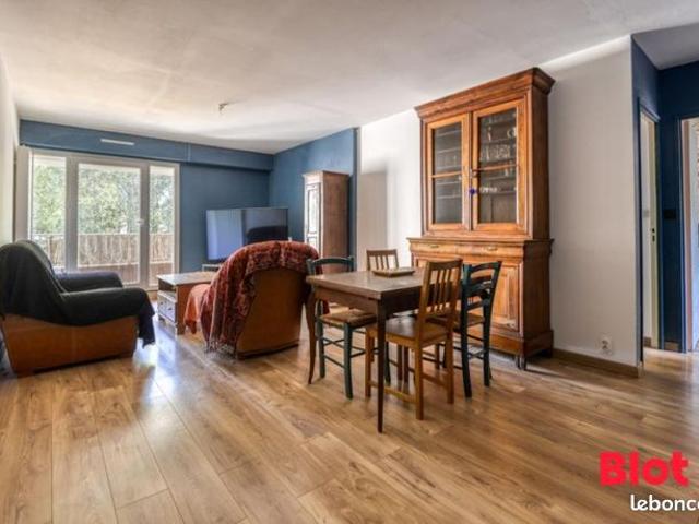 Appartement 4 pièces 82 m²