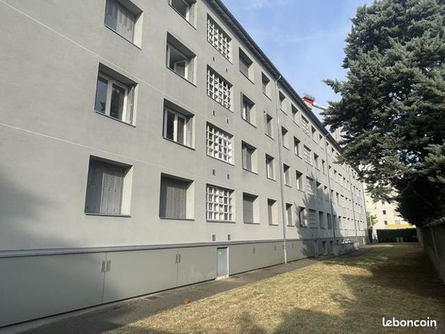 Appartement 4 pièces 82 m²