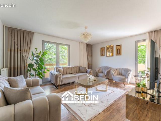 Appartement 4 pièces 82 m²