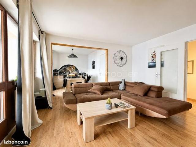 Appartement 4 pièces 82 m²