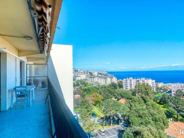Appartement 4 pièces 82 m²