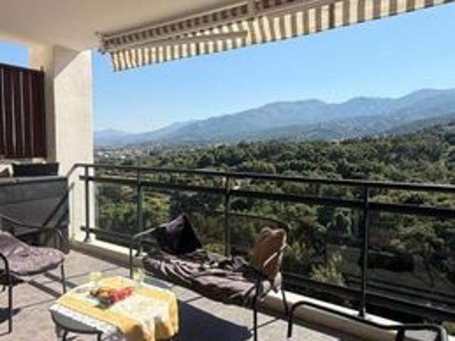 Appartement 4 pièces 82 m²