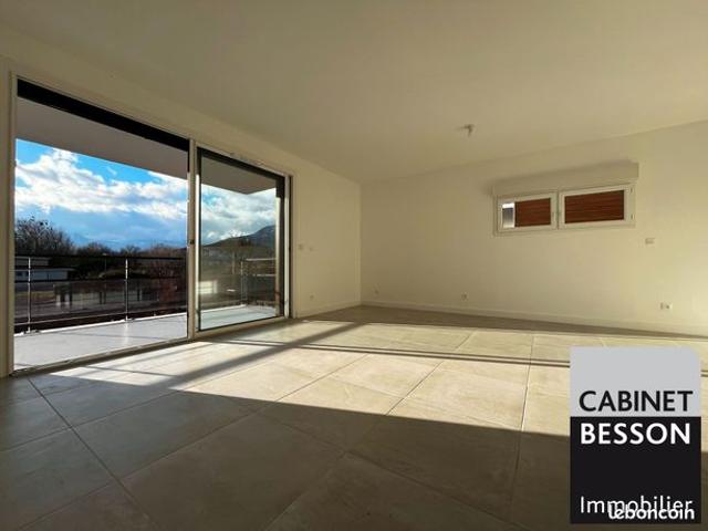 Appartement 4 pièces 82 m²