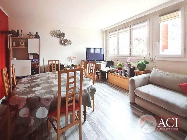 Appartement 4 pièces 82 m²