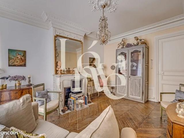 Appartement 4 pièces 82 m²