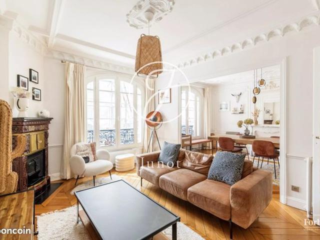 Appartement 4 pièces 82 m²