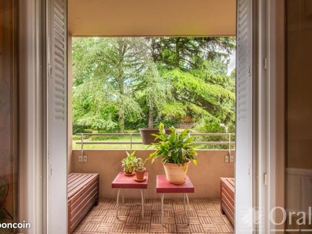 Appartement 4 pièces 82 m²