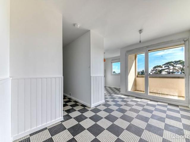Appartement 4 pièces 82 m²