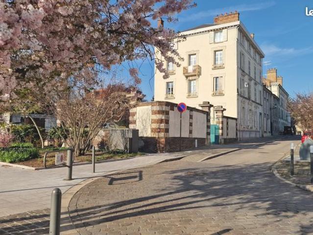 Appartement 4 pièces 82 m²