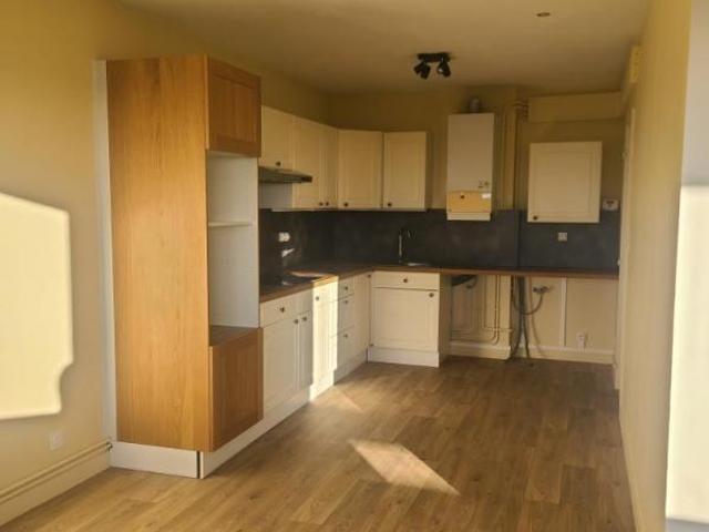 Appartement 4 pièces, 87 m² à louer à Châtellerault 86100