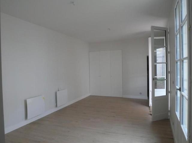 Appartement 4 pièces, 87 m² à louer à La Brède 33650