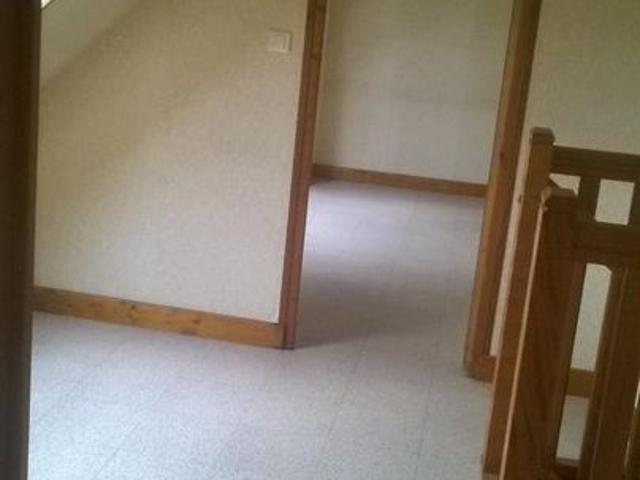 Appartement 4 pièces, 87 m² à louer à Saint Martin le Beau 37270