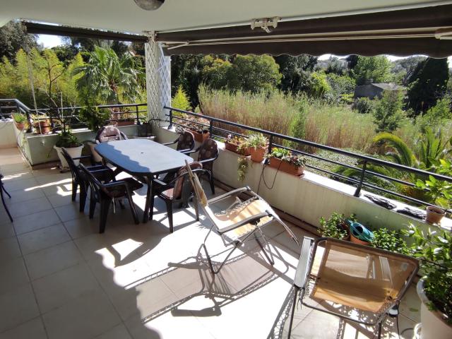 Appartement 4 pièces, 87 m² à louer à Saint Raphaël 83700