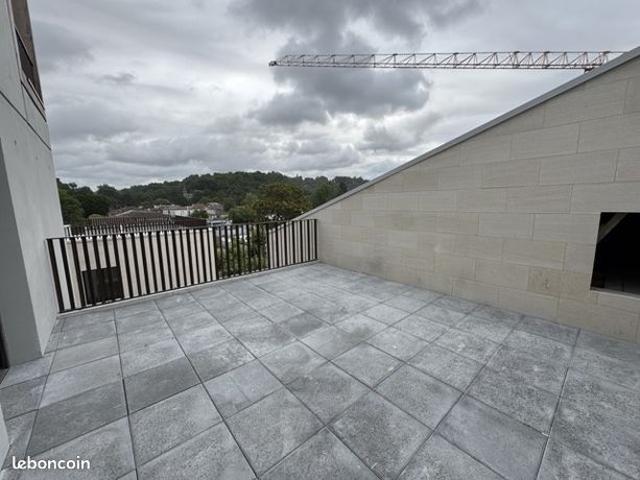 Appartement 4 pièces 87 m²