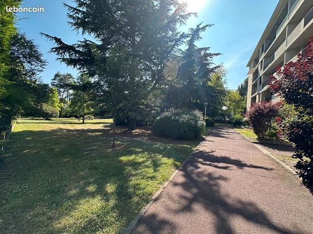 Appartement 4 pièces 87 m²