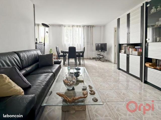 Appartement 4 pièces 87 m²