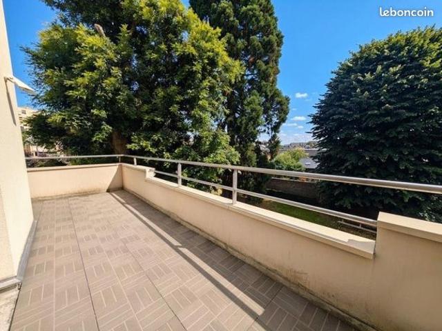 Appartement 4 pièces 87 m²